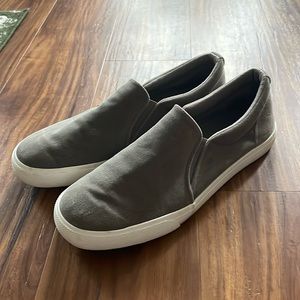Men’s Perry Ellis Slip-Ons